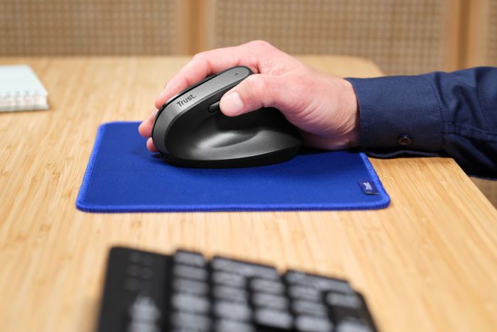 Mouse Trust Bayo + Ergonomic, BT/WL/USB-A, black