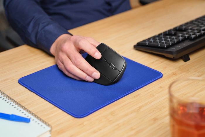 Mouse Trust Bayo + Ergonomic, BT/WL/USB-A, black