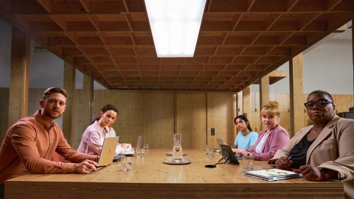 HP Notebook EliteBook 860-G11 16" WUXGA IPS AG, Intel U7-155U, 64GB, F2TB, UMA, LTE, DOS, silver