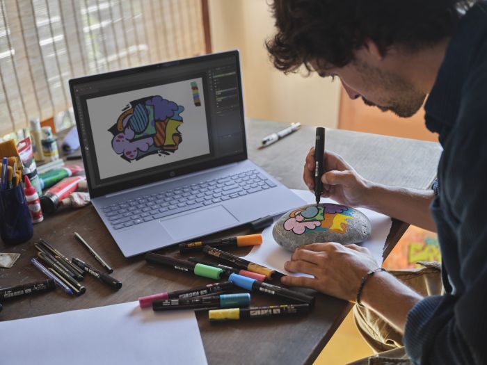 HP Notebook OmniBook 5 16-af1011ua 16" WUXGA IPS AG, Intel U7-255U, 24GB, F1TB, UMA, DOS, блакитний