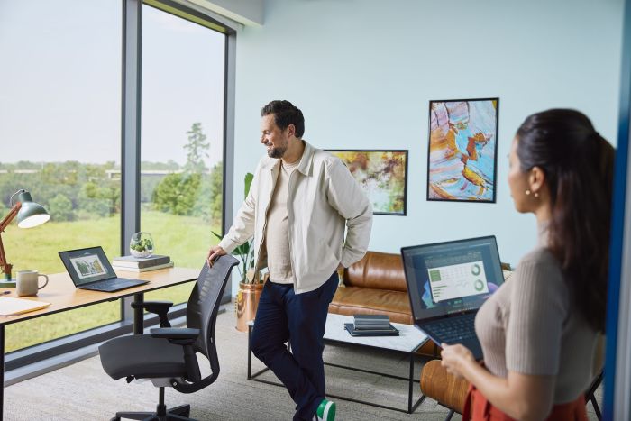 HP Notebook EliteBook Ultra G1i 14" 2.8k Touch, Intel U5-228V, 32GB, F1TB, UMA, Win11P, blue