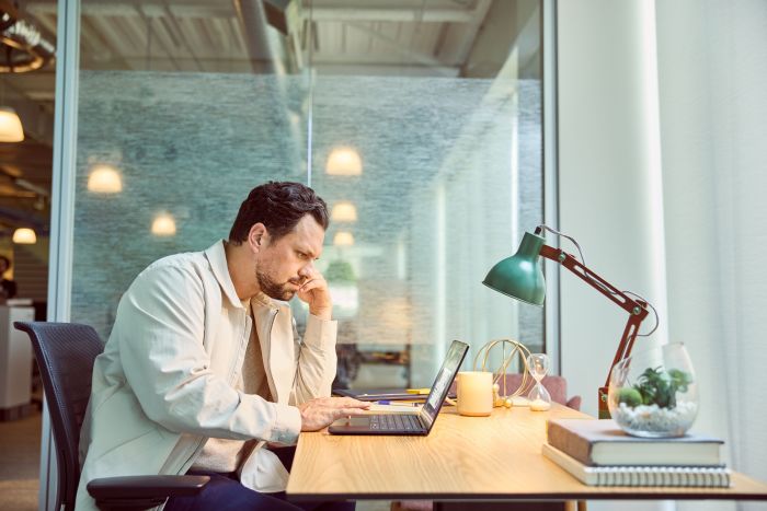 HP Notebook EliteBook Ultra G1i 14" 2.8k Touch, Intel U5-228V, 32GB, F1TB, UMA, Win11P, blue